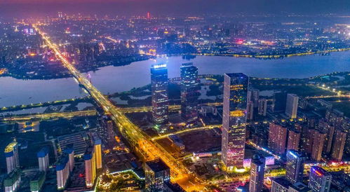 南昌日?qǐng)?bào) 頭版頭條 高新區(qū)強(qiáng)鏈補(bǔ)鏈促產(chǎn)業(yè)集群量質(zhì)齊升