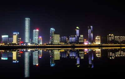 【天了?！磕喜績r逆襲之路,你知道南昌一間房抵幾個西安房嗎?